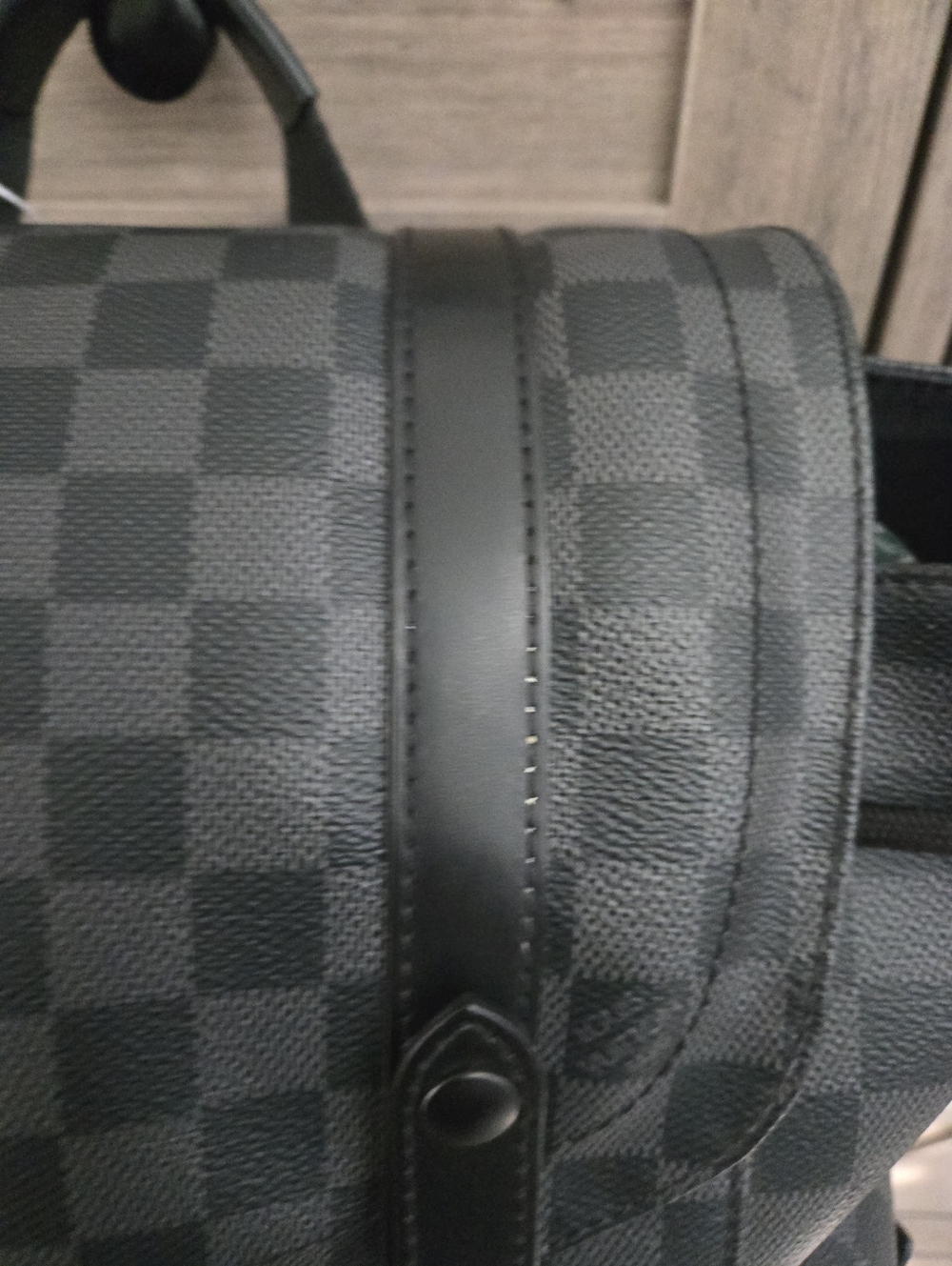 Louis Vuitton Christopher Backpack - Picture 4 of 16